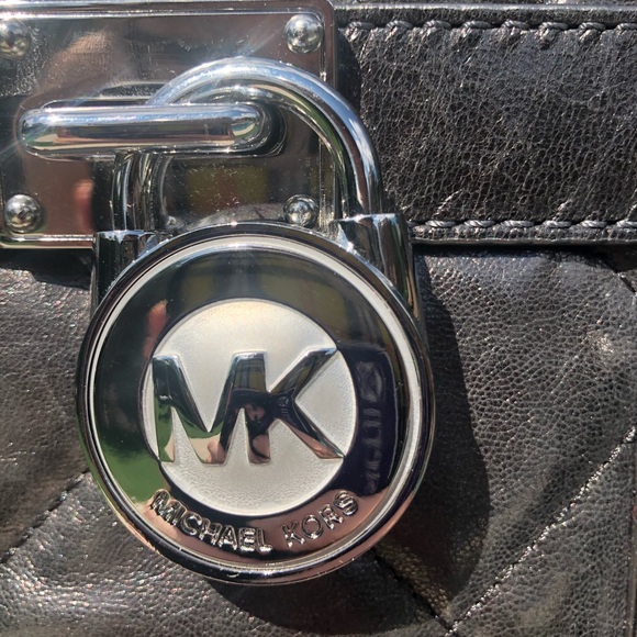 Michael Kors MK Purse - Picture 2 of 11